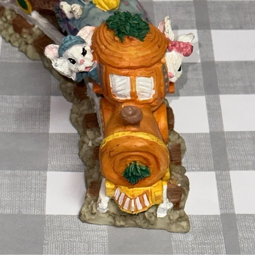8.5” X 3” vintage easter